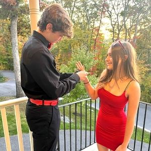 Meet Your Posher, Lydia